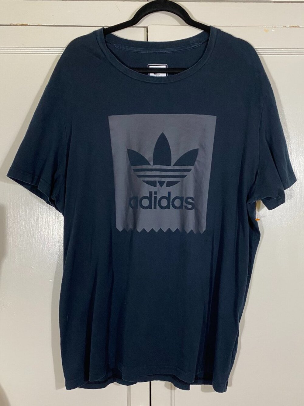 ADIDAS Originals Black Gray Trefoil Logo Graphic Short Sleeve T-Shirt, Men’s 2XL